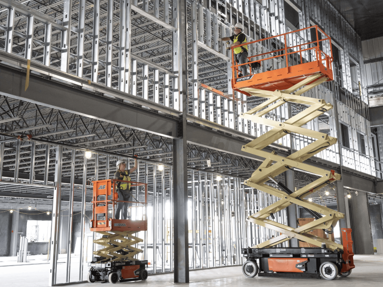 arriendo plataformas elevadora SAVMAQ